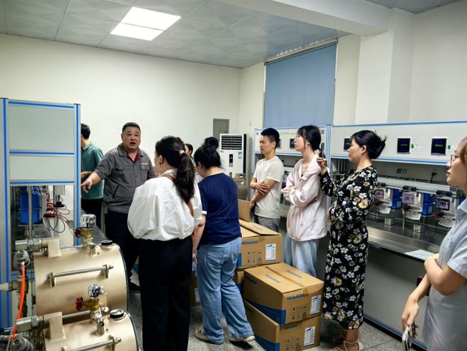 走进计量实验室揭秘水电气“三表”检定